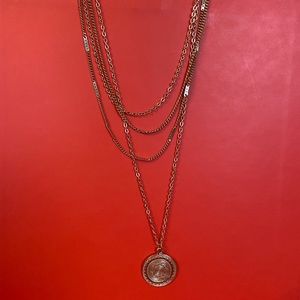 Multi-layer gold chain necklace with pendant